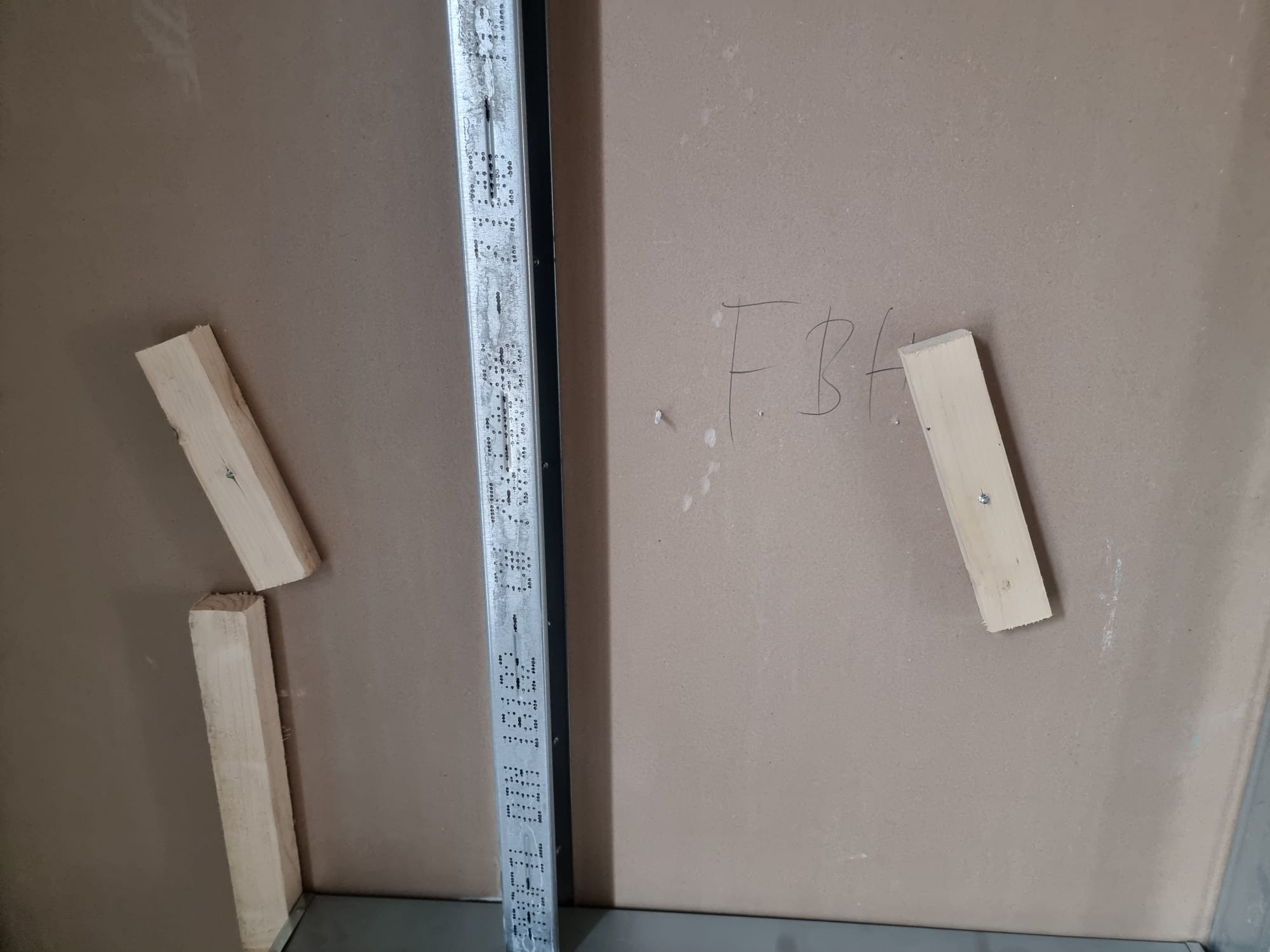 ist-das-so-richtig-wasserinstallation-trockenbau-634933-1.jpg