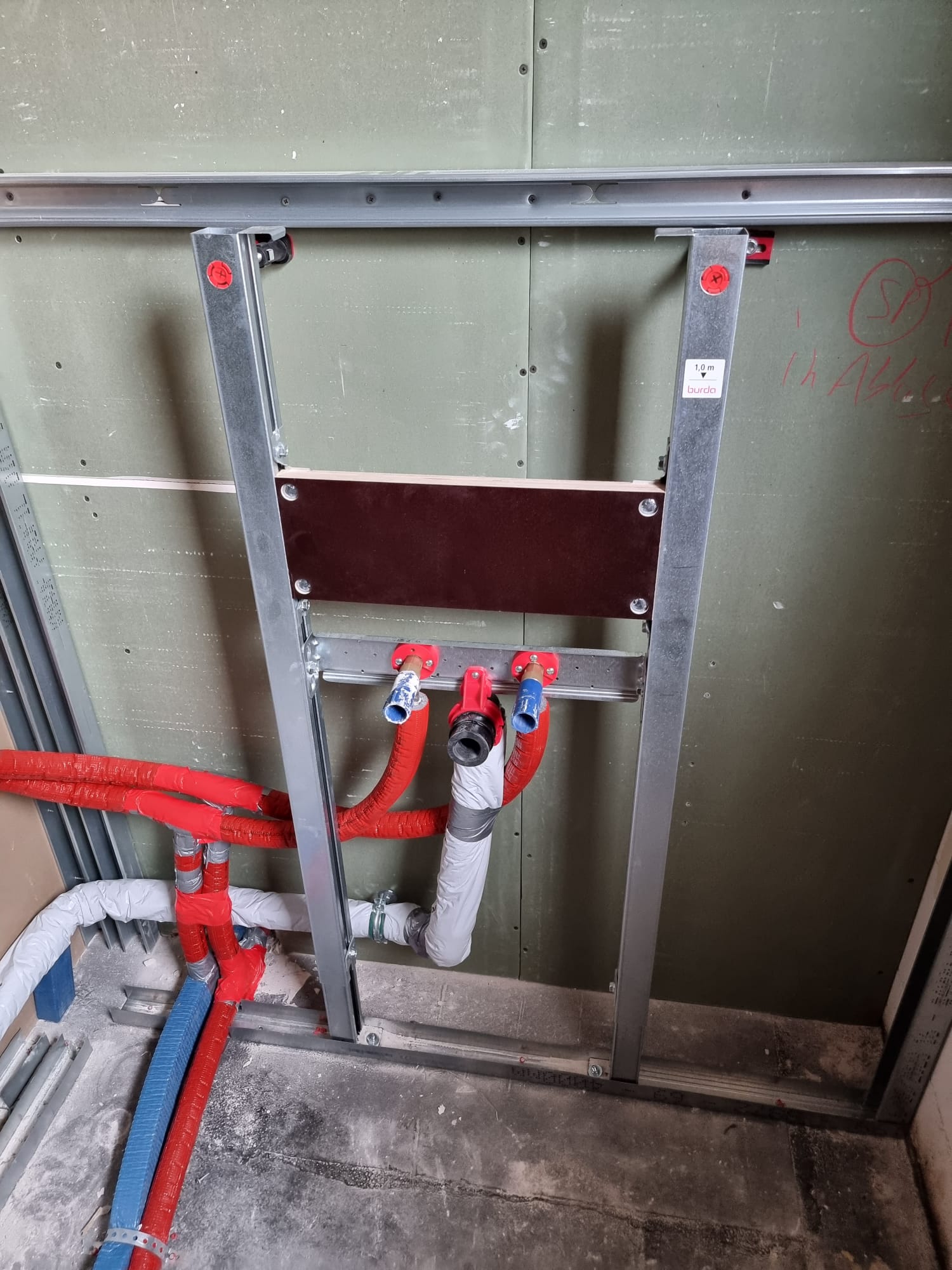 ist-das-so-richtig-wasserinstallation-trockenbau-634933-4.jpg