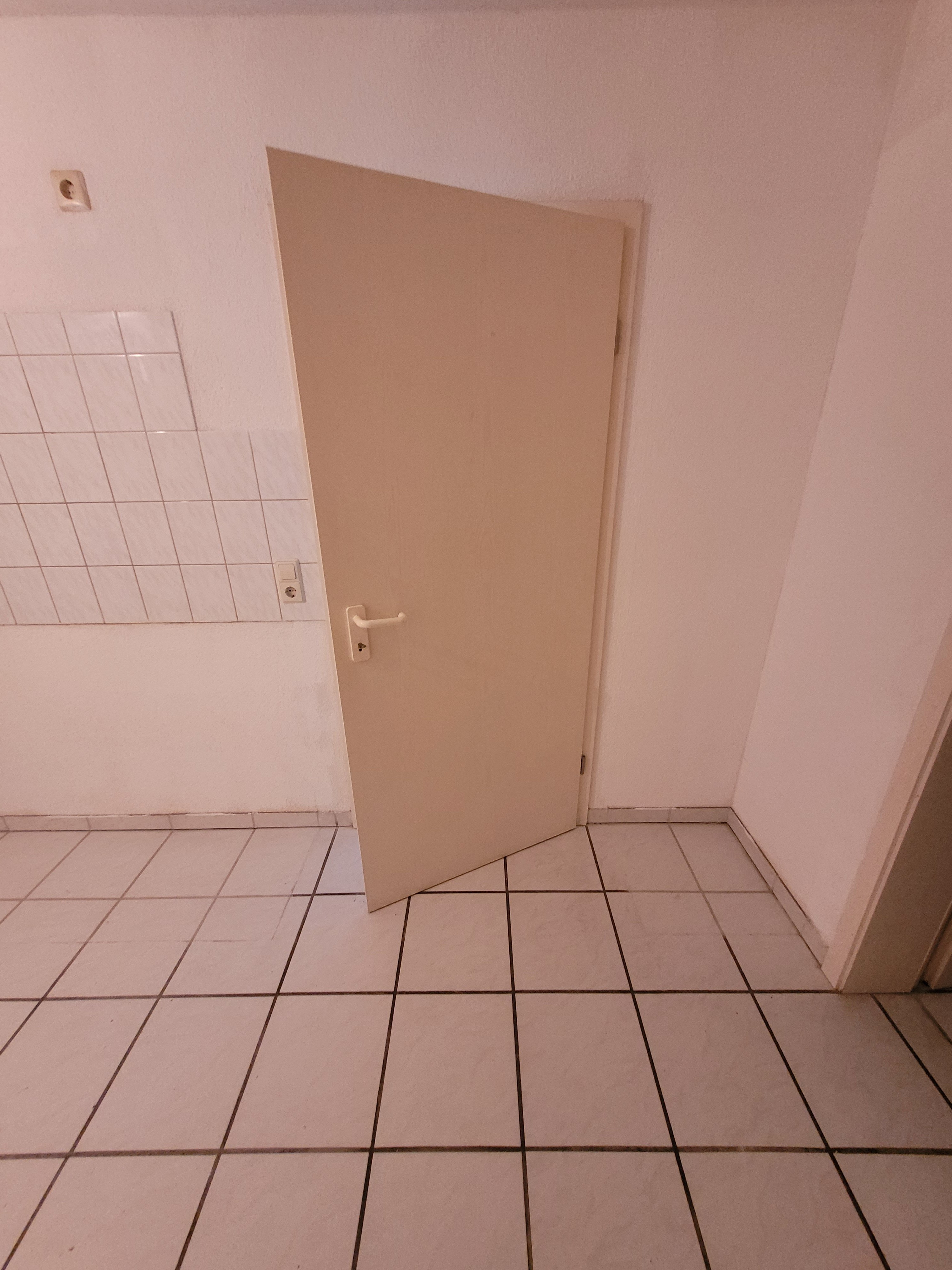 kann-man-diese-tueren-bzw-zargen-lackieren-oder-neu-546297-1.jpg