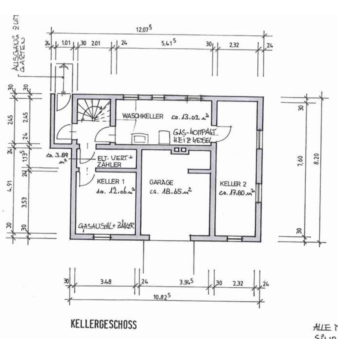 Skizzenhafter Kellergrundriss mit Waschkeller, Garage und Kellerräumen