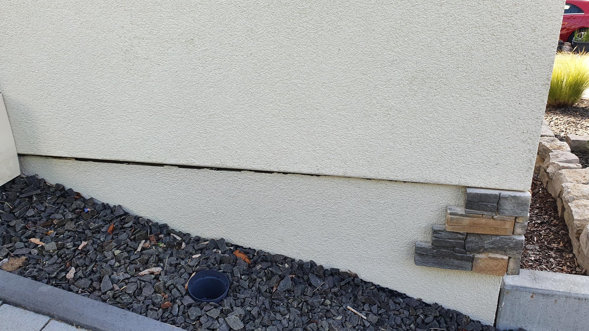 keller-hat-sich-gesetzt-und-haus-nicht-spalt-beim-fertighaus-504661-1.jpg