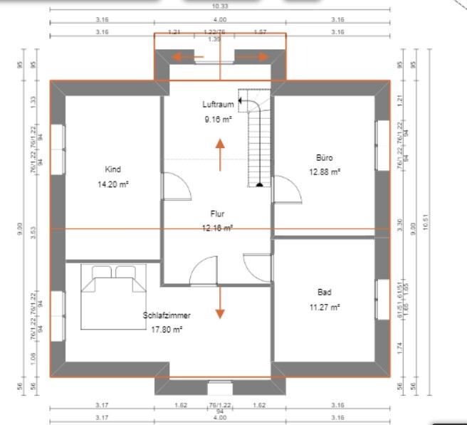 Grundriss eines Obergeschosses mit Flur, Luftraum, Schlafzimmer, Kinderzimmer, Büro und Bad.