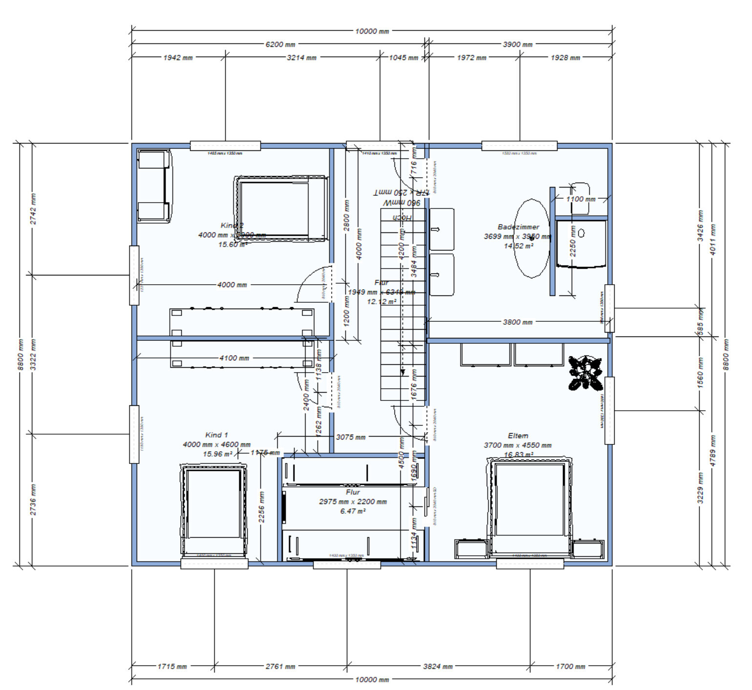 Grundriss eines Hauses mit drei Schlafzimmern (Eltern, Kind 1, Kind 2), Bad, Flur und Treppe.