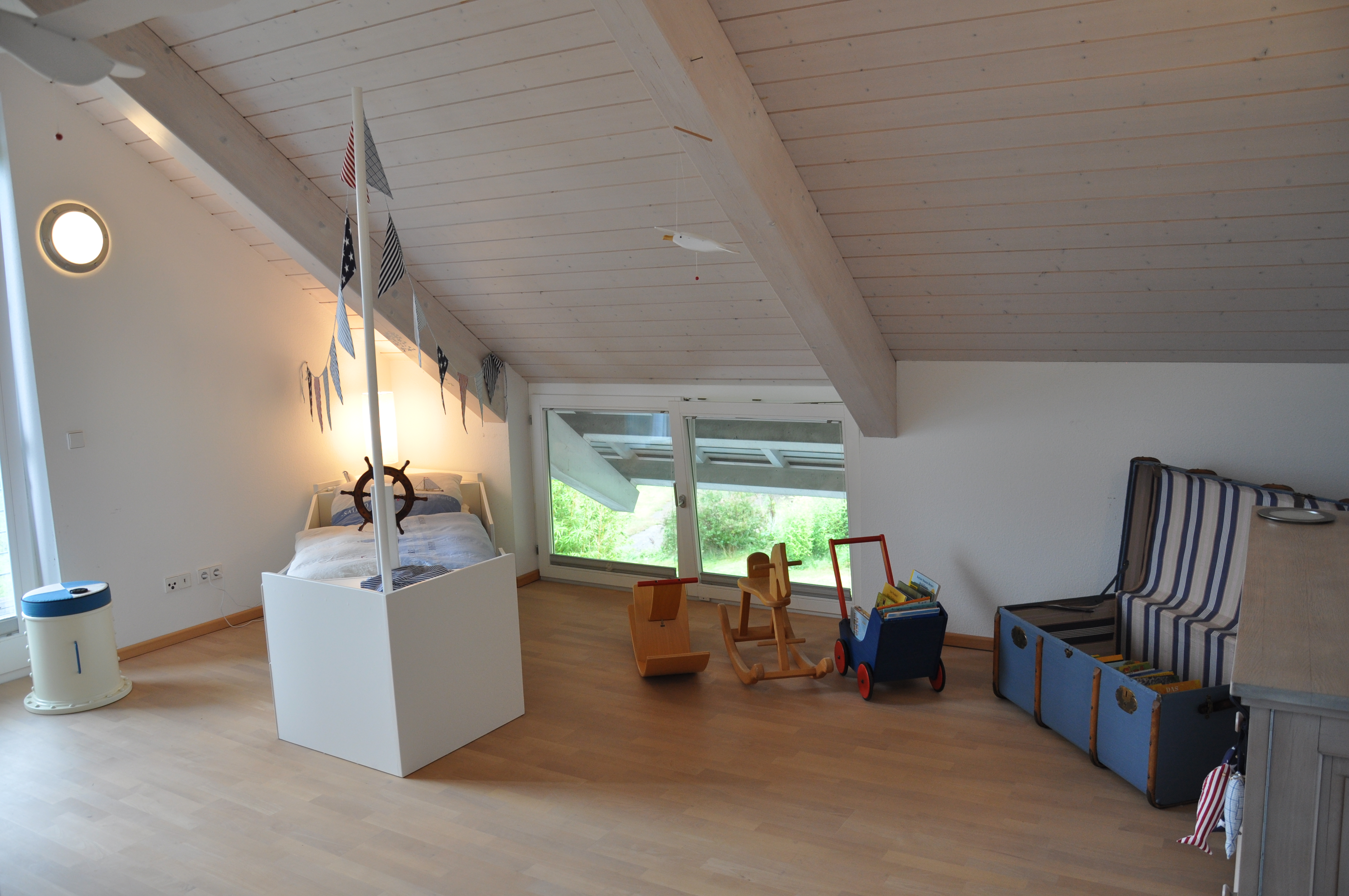 kniestock-fenster-zu-tief-was-denkt-ihr-348115-1.JPG