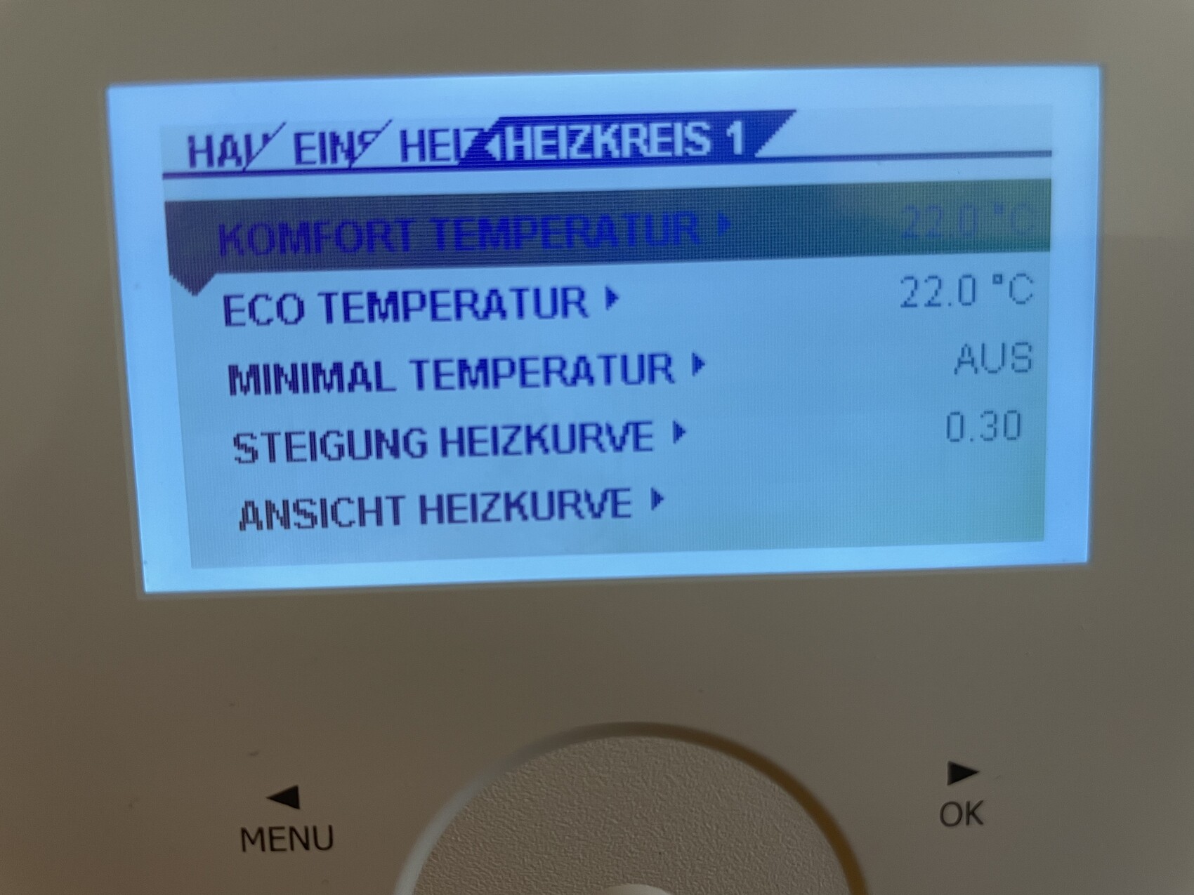 Komfort-Display: Komfort 22°C, Eco 22°C, Minimal AUS, Steigung Heizkurve 0.30