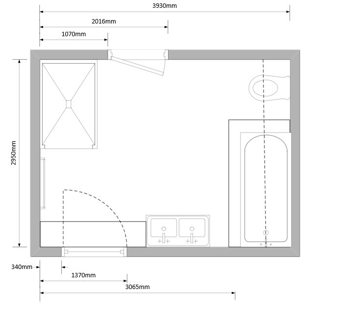 Grundriss eines Badezimmers: Badewanne rechts, Doppelwaschbecken unten, Dusche links.