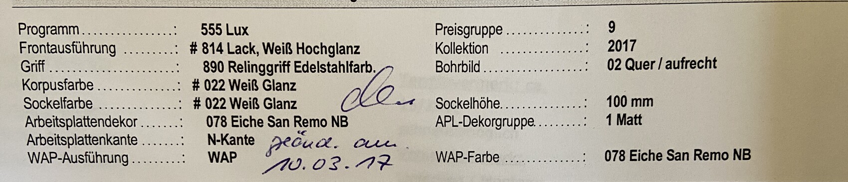 Etikett mit Küchenmöbel-Finish: Weiß Hochglanz, Eiche San Remo NB, Sockelhöhe 100 mm