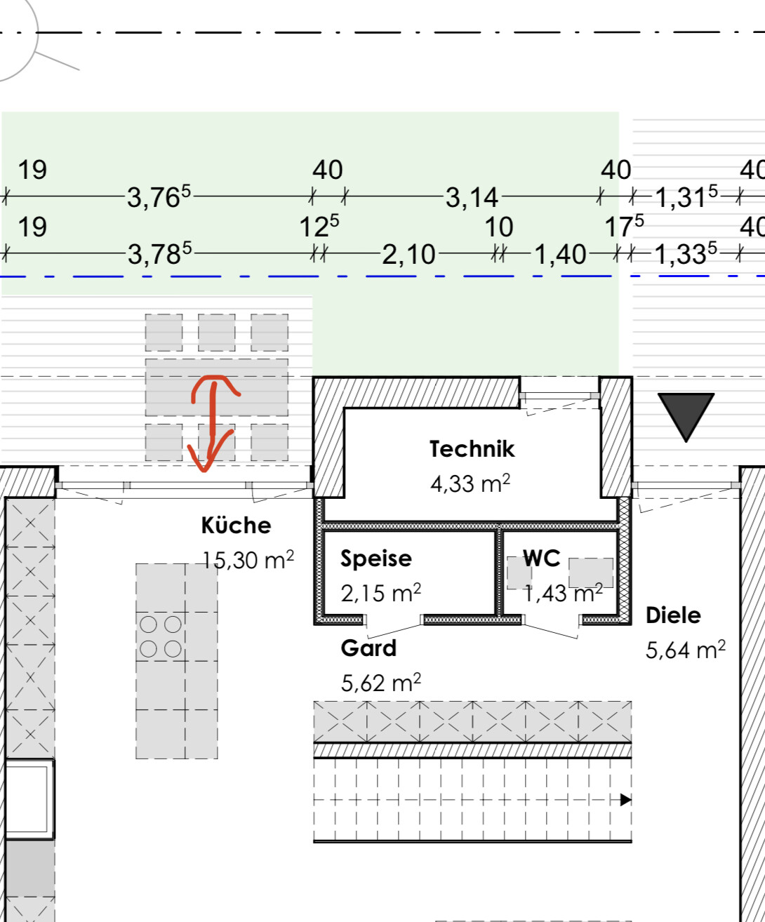 Grundriss eines Küchen- und Technikbereichs mit Speise, Gard, WC, Diele.