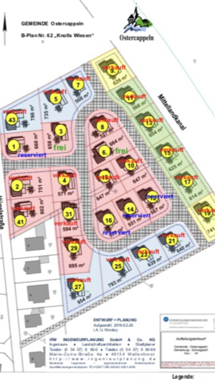 Lageplan eines Baugebiets mit Parzellen, Größenangaben und Verkaufskennzeichnungen