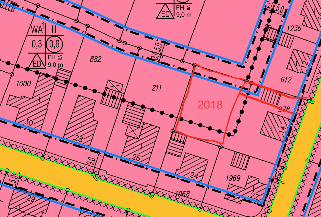 Lageplan eines Baugrundstücks mit Parzellen, roten Umrandungen und Straßendetails