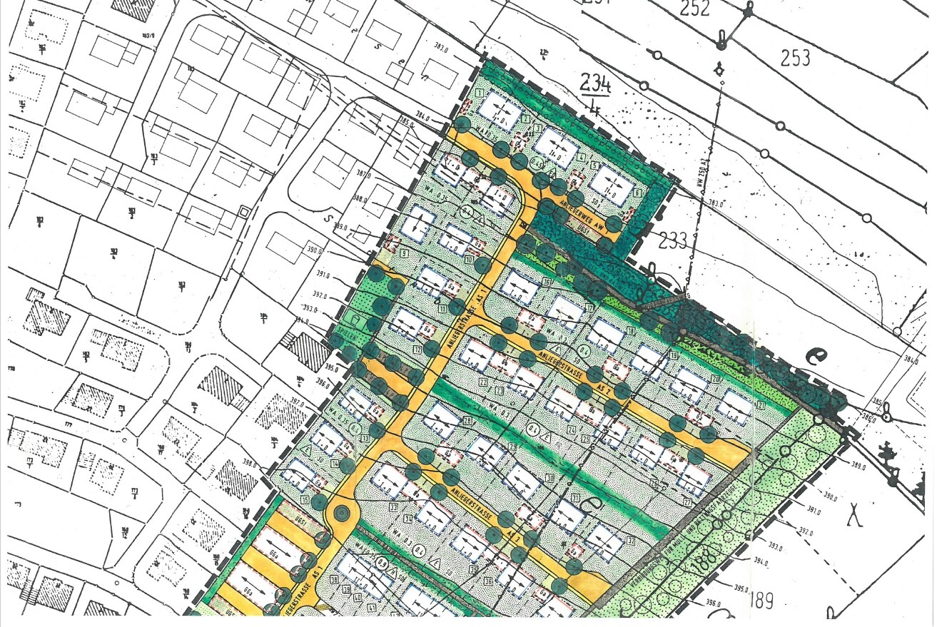 Lageplan eines Neubaugebiets mit Grundstücken, Straßen und Bäumen