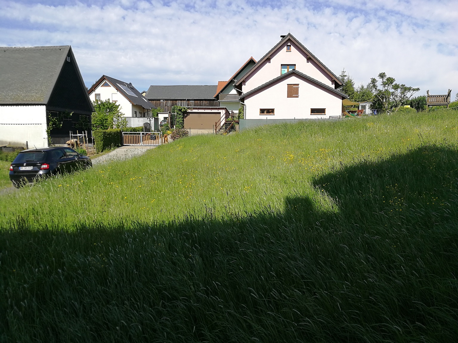 leichte-hanglage-aufschuetten-oder-mit-hang-bauen-261514-3.jpg