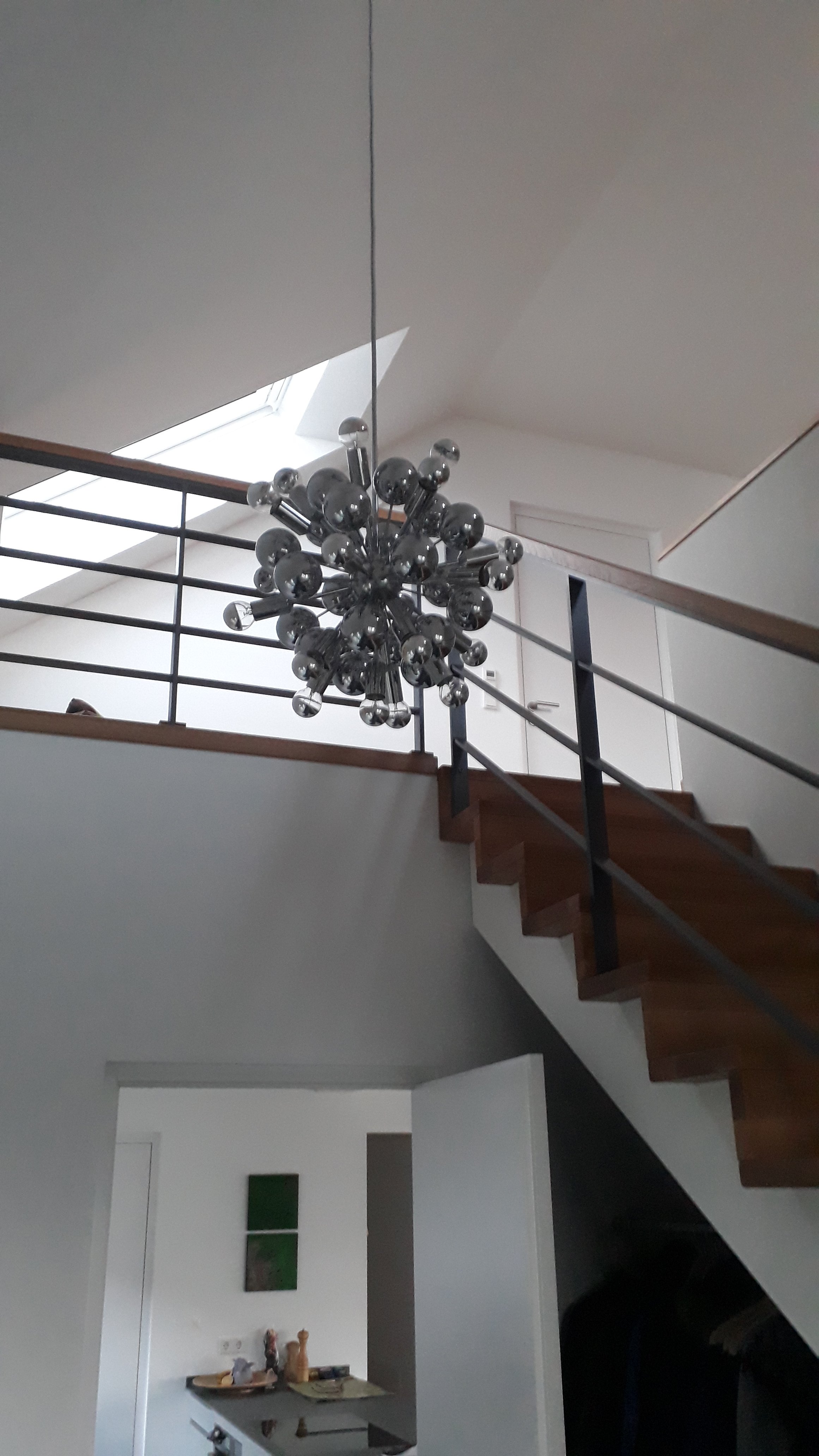 lichtberatung-leuchtenidee-fuer-hohen-flur-gesucht-489006-1.jpg