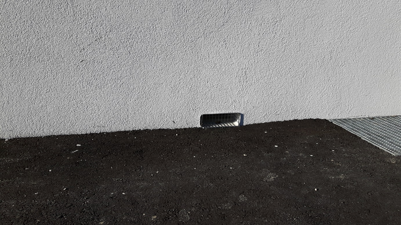 lueftungsschacht-im-spritzwasserbereich-zu-tief-angebracht-248444-1.jpg