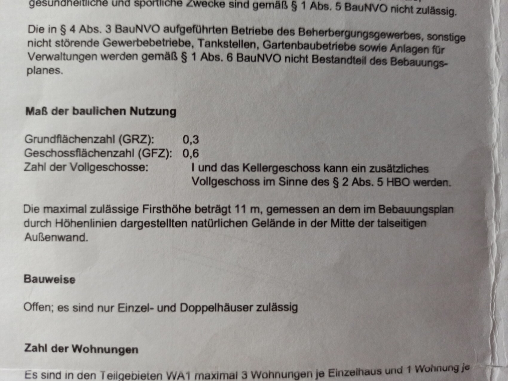 Dokument mit Bauvorschriften: Maß der baulichen Nutzung, GRZ 0,3; GFZ 0,6.