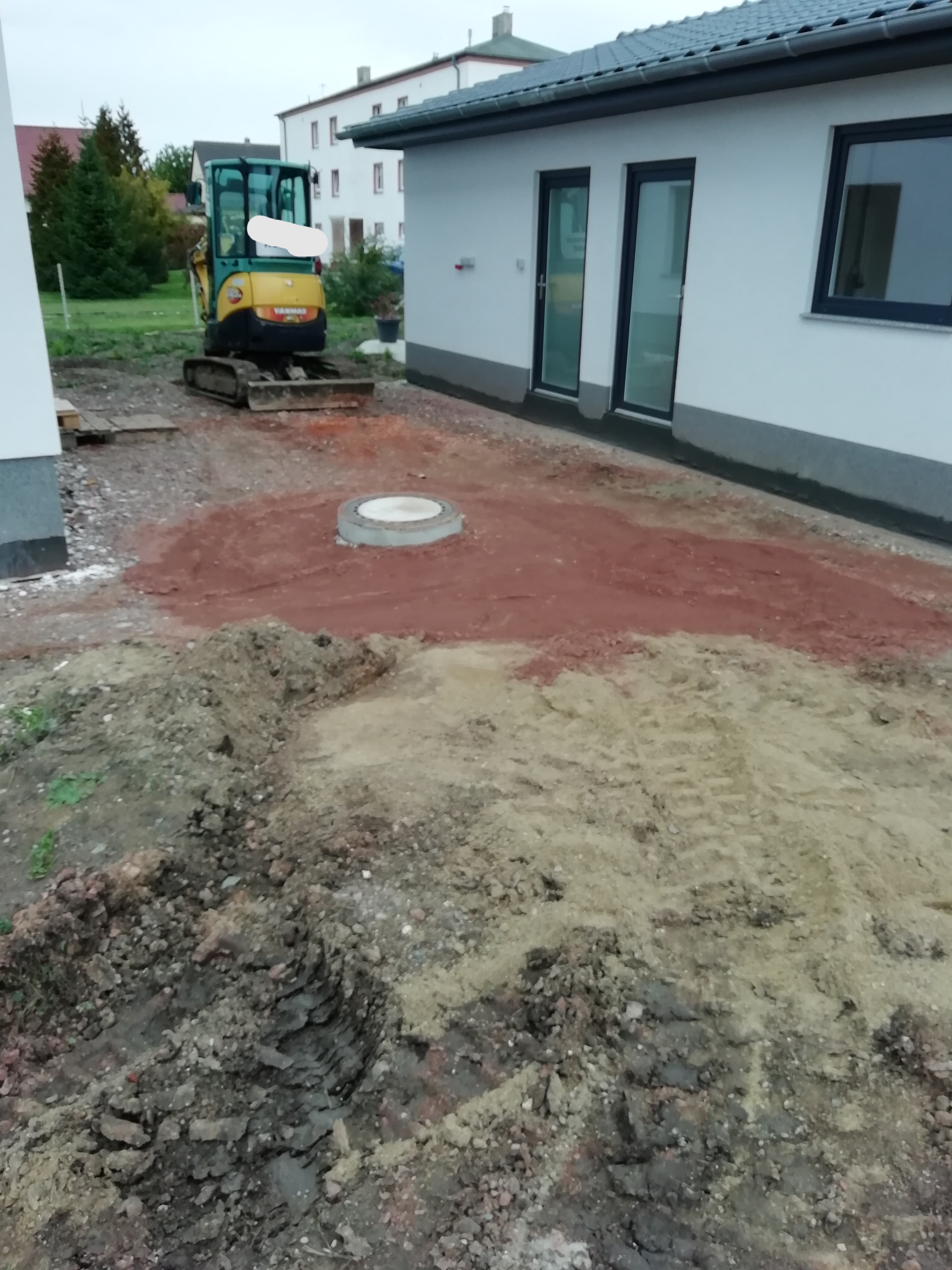 mauer-zieht-feuchtigkeit-streifenfundament-garage-ohne-keller-389512-5.jpg