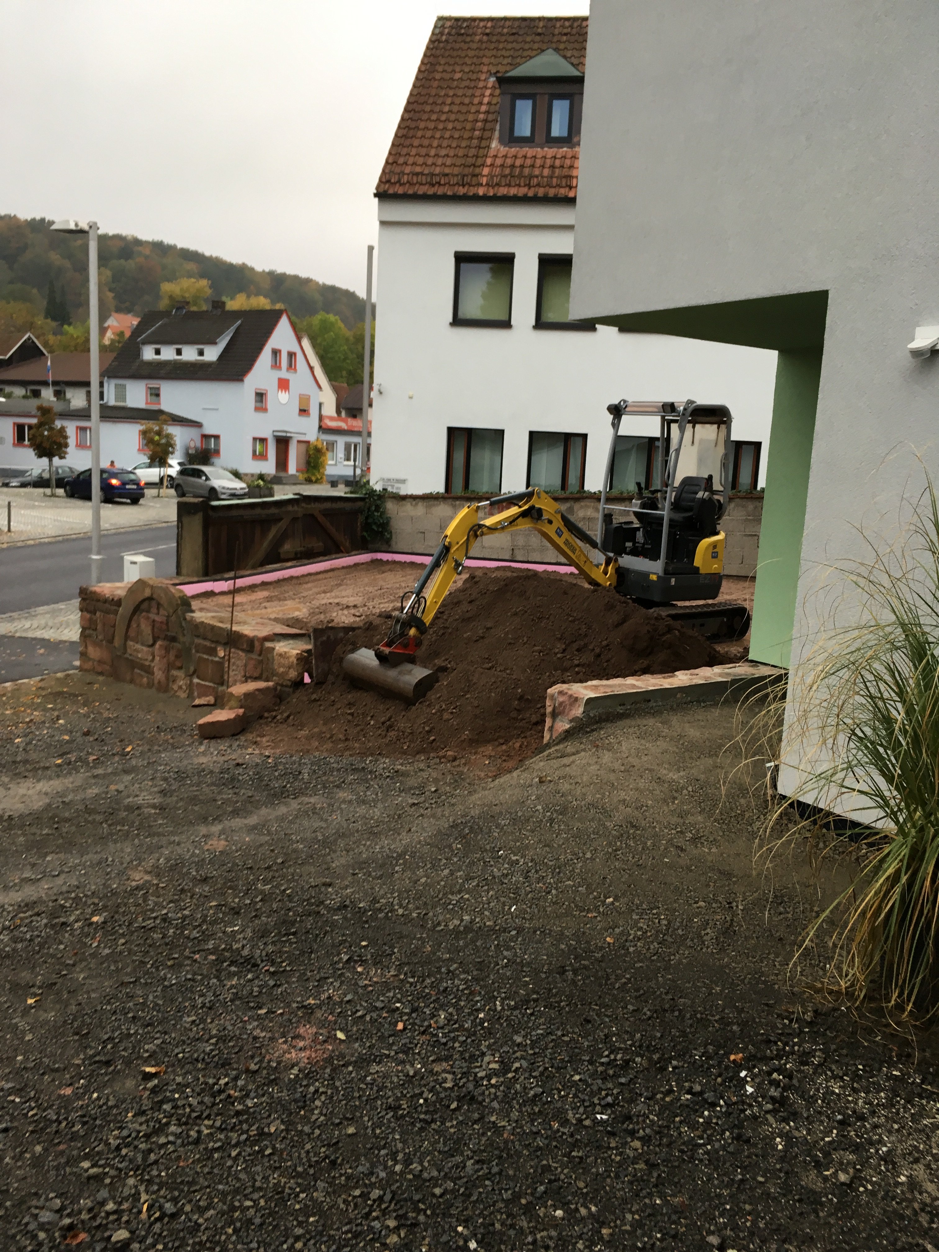 mehrkosten-hanggrundstueck-mit-baumbestand-384494-1.jpeg