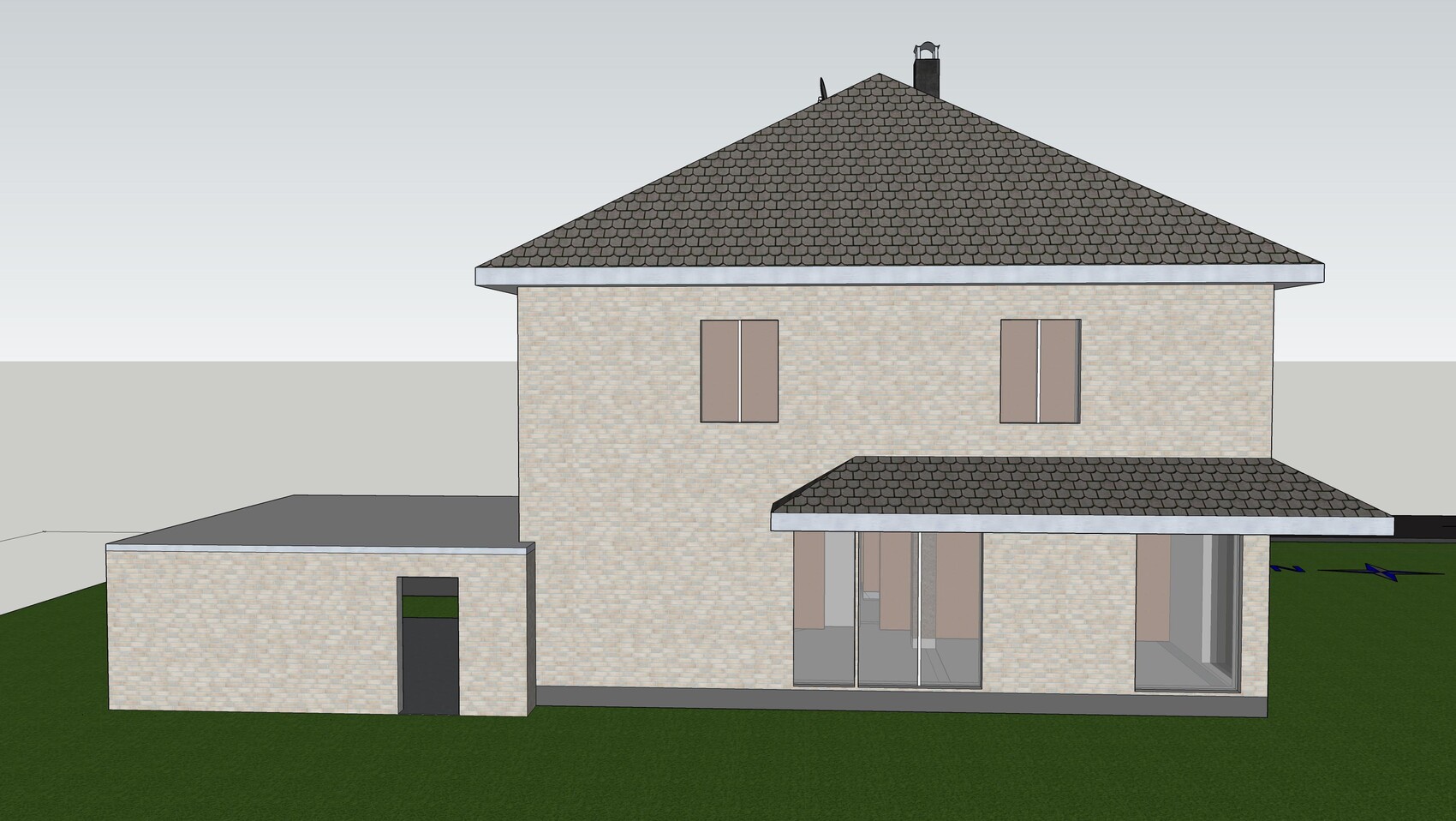Zweistöckiges Haus in beige Steinoptik mit grauem Schindeldach, seitlichem Anbau und Glasfront
