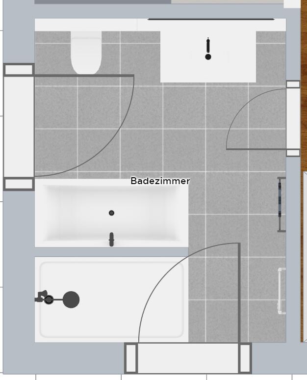 Grundriss eines Badezimmers mit Toilette, Badewanne, Waschbecken, Tür und Fliesen.