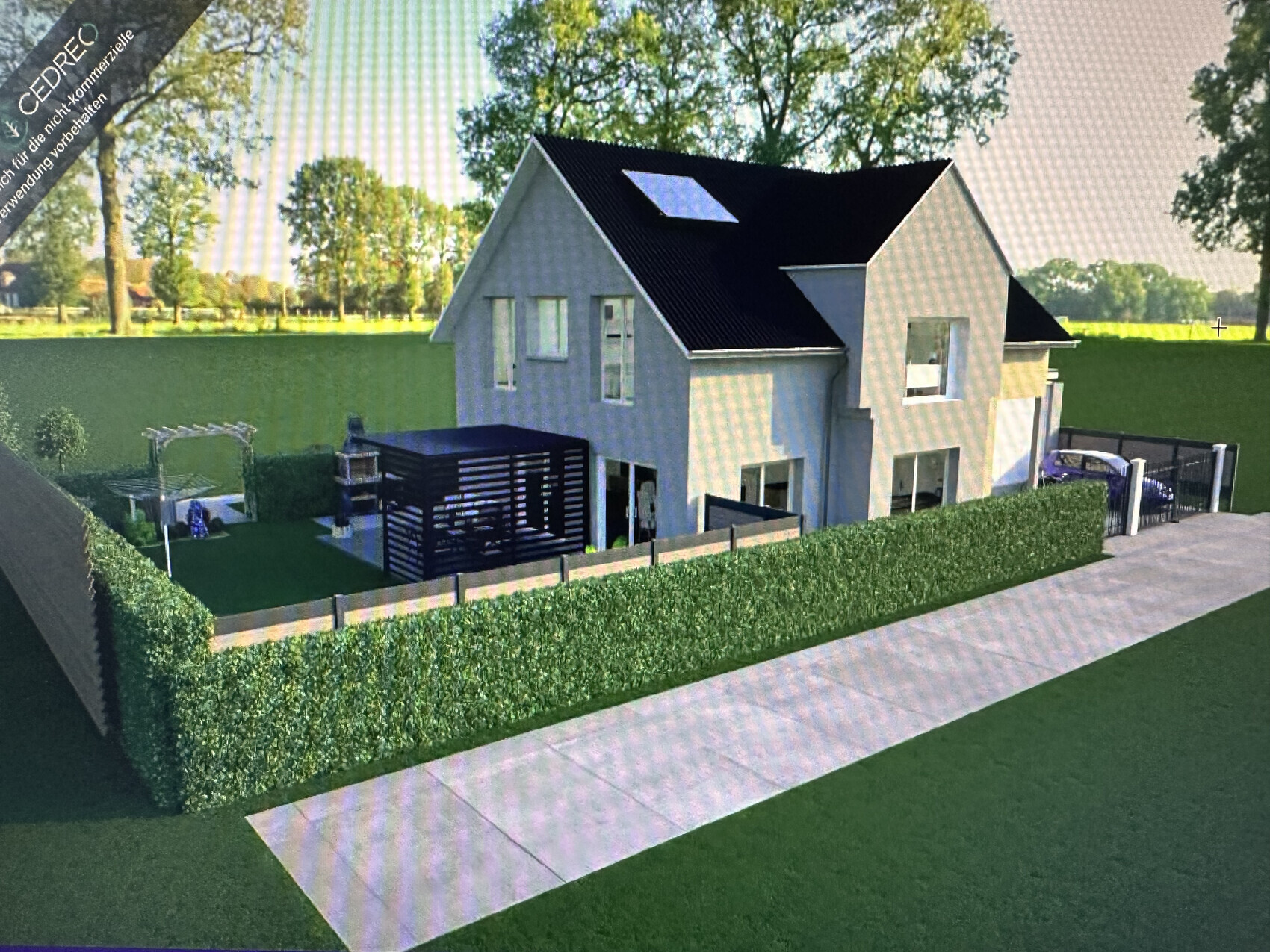 Modernes Haus mit Satteldach, Pergola im Garten, Hecke und Zufahrt.