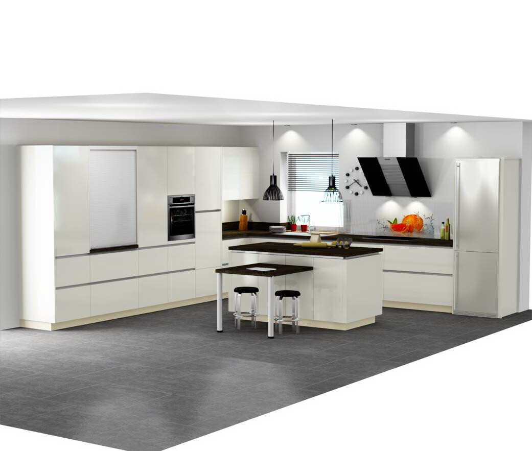 Moderne weiße Küche mit Insel, Hängelampen, Backofen, Dunstabzug und grauem Boden.