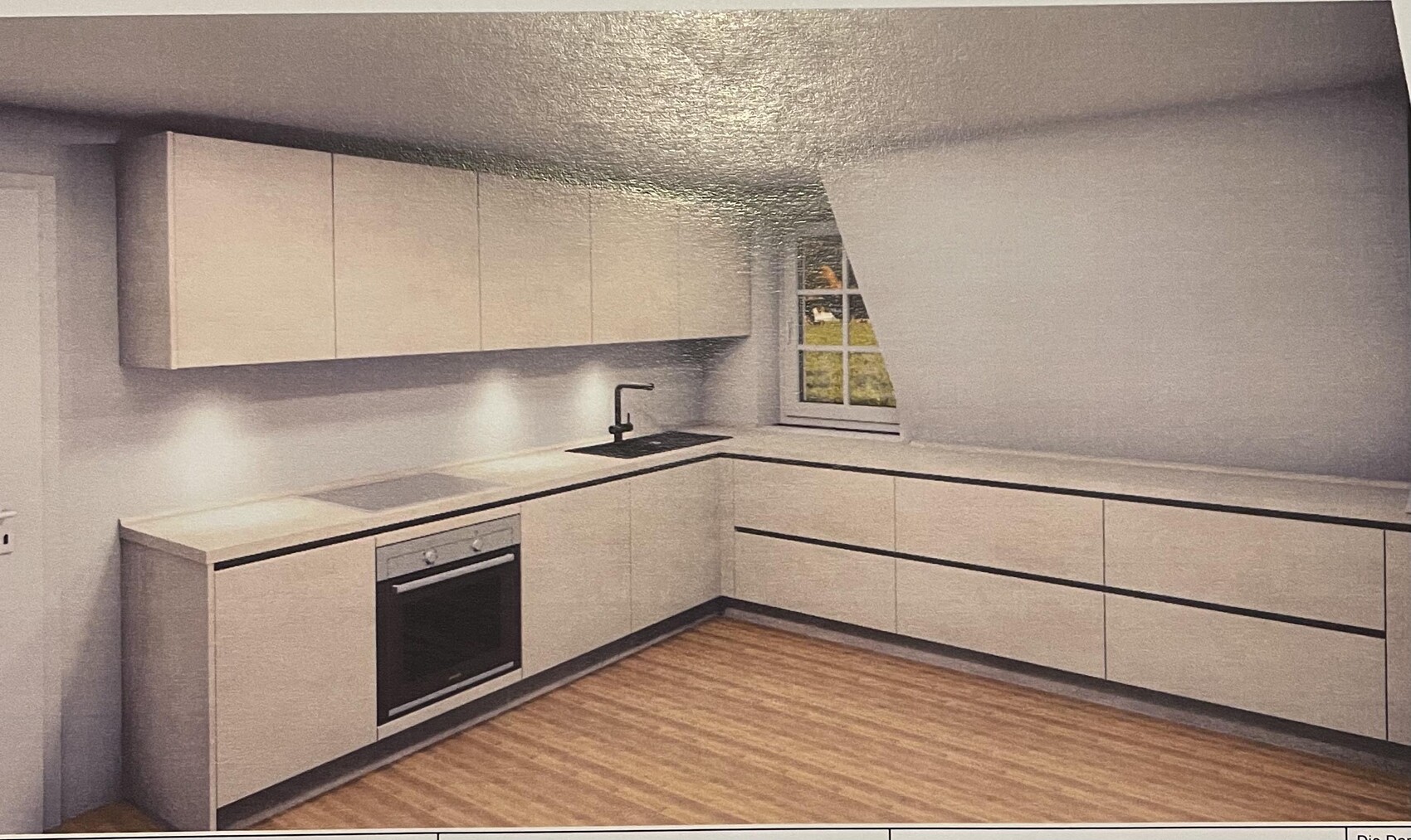 Moderne weiße Küche in L-Form mit Ofen, Spüle, Hängeschränken, Unterschränken, Fenster, Holzboden.