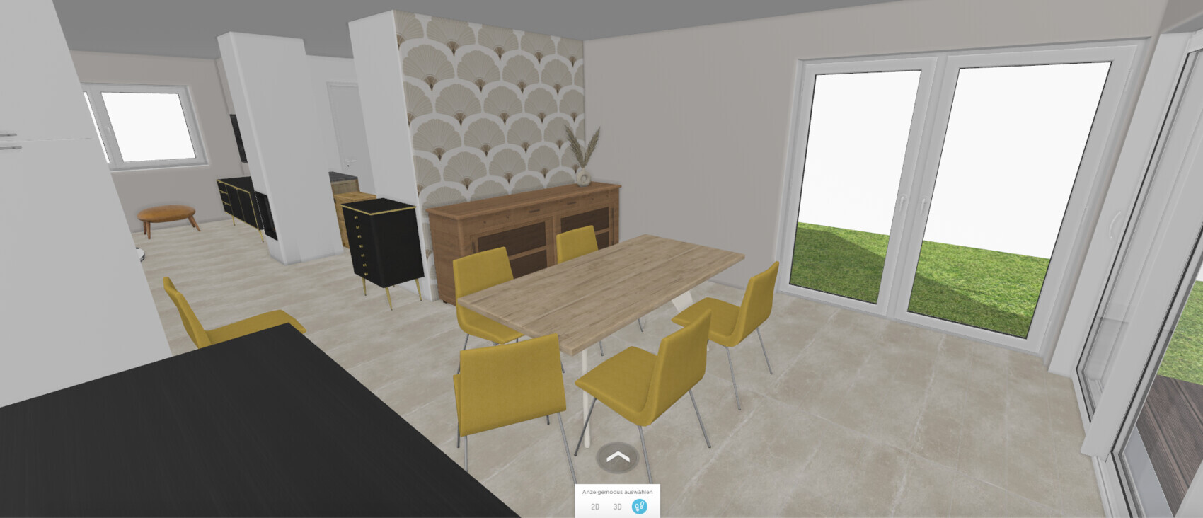 Esszimmer mit Esstisch, gelben Stühlen, Sideboard und Glas-Türen zum Garten.