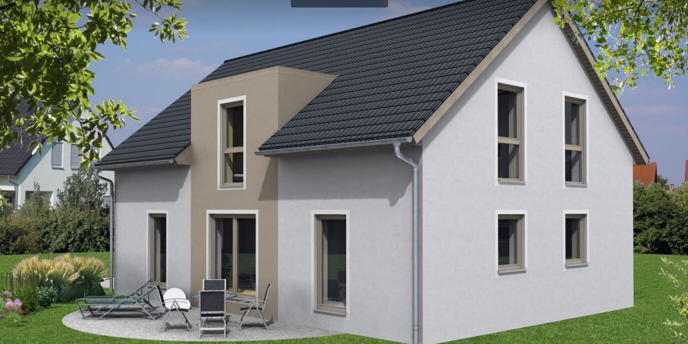 Zweistöckiges Haus mit grauer Fassade, dunklem Dach und Terrasse im Garten