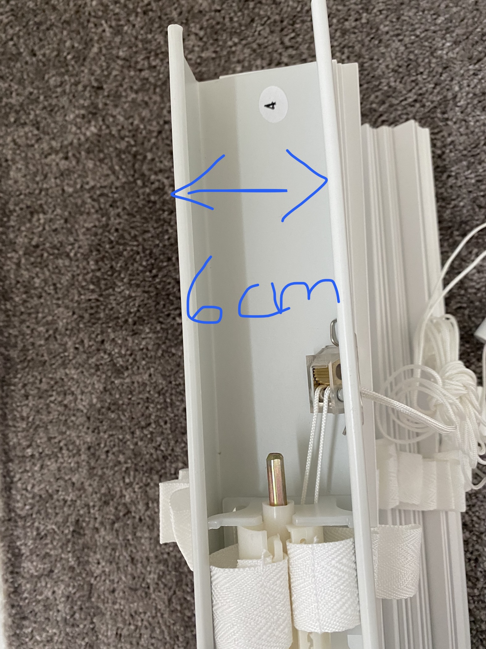 moeglichkeit-fensterbefestigung-von-holzjalousie-591104-1.jpg
