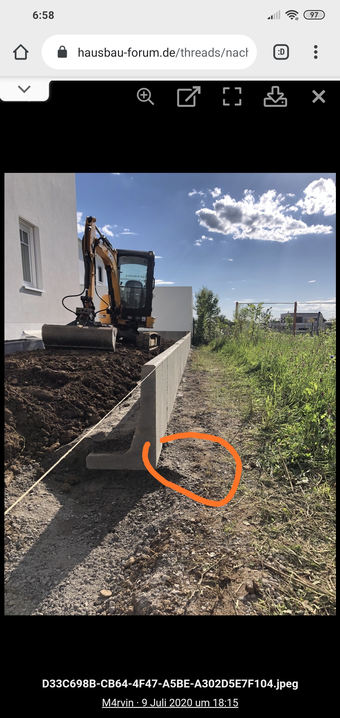 nachbars-betonstuetzen-auf-unserem-grundstueck-417484-1.jpg