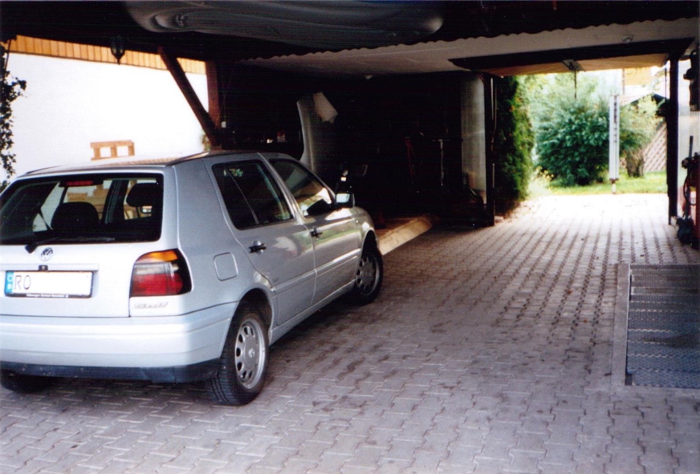 nachtraeglich-keller-unter-die-garage-bauen-320537-1.jpg