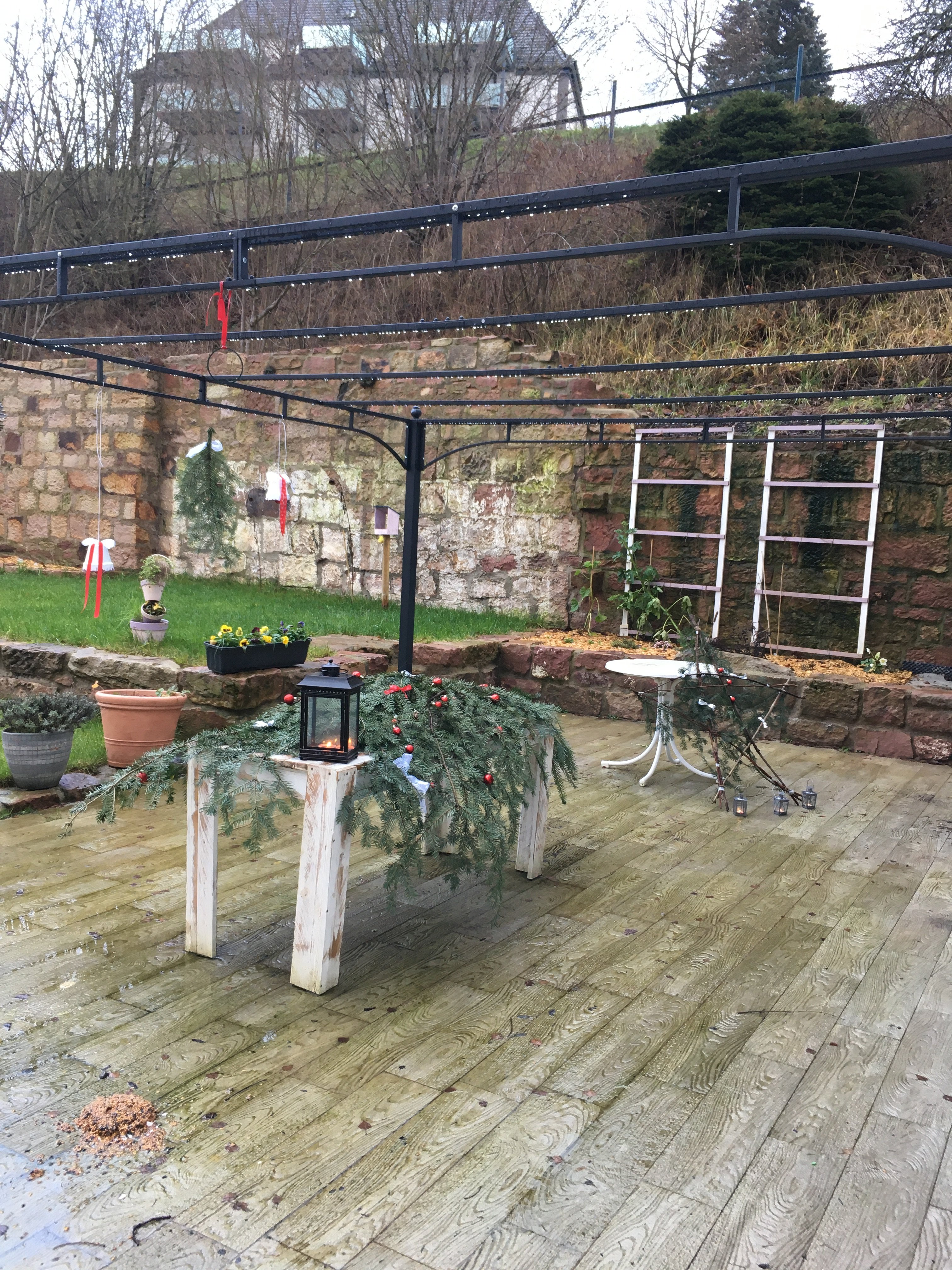 naturnaher-garten-mit-hecke-anstatt-zaun-396338-6.jpeg