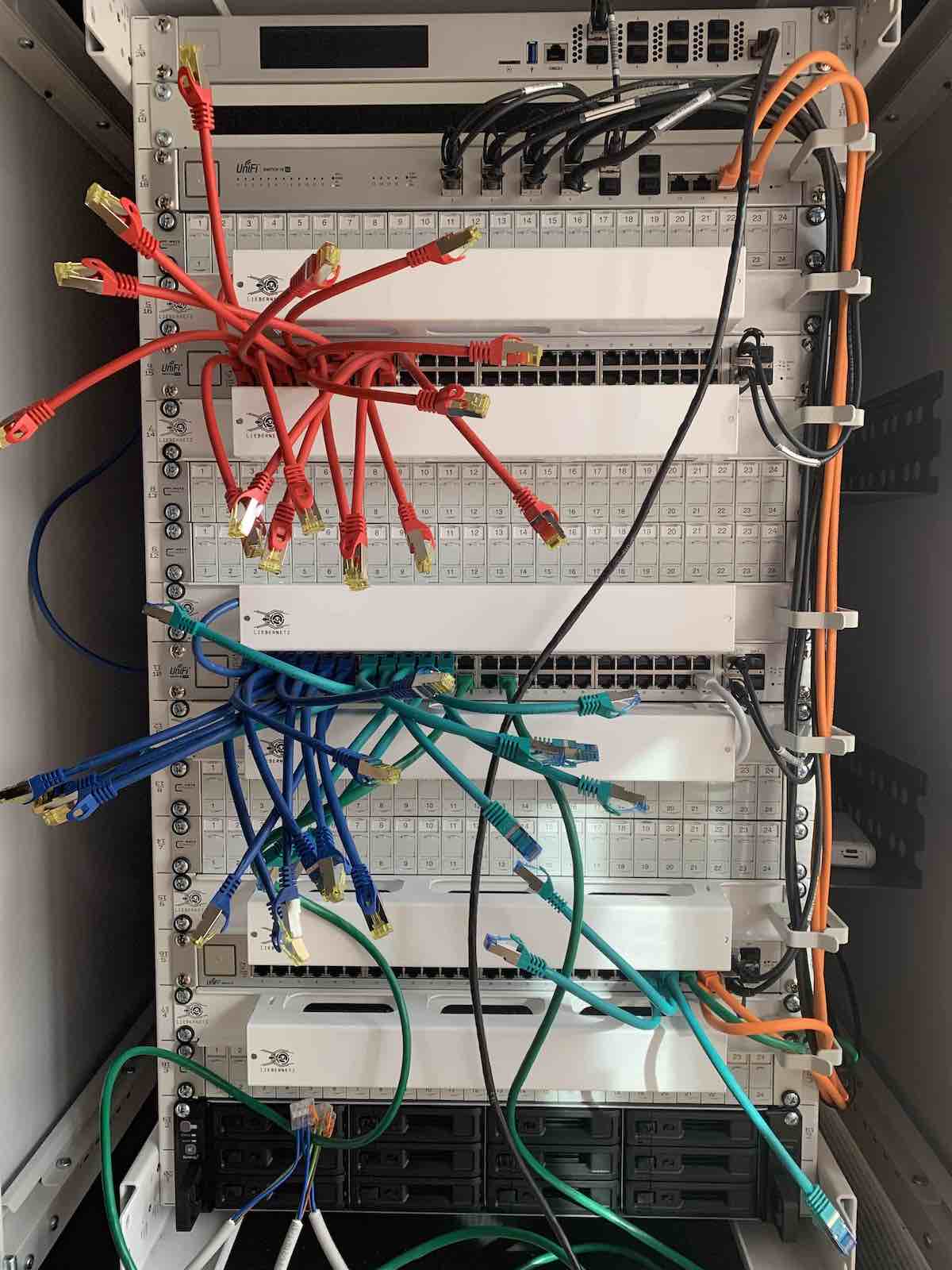 neubau-anschluss-verkabelung-internet-tv-308823-1.jpg