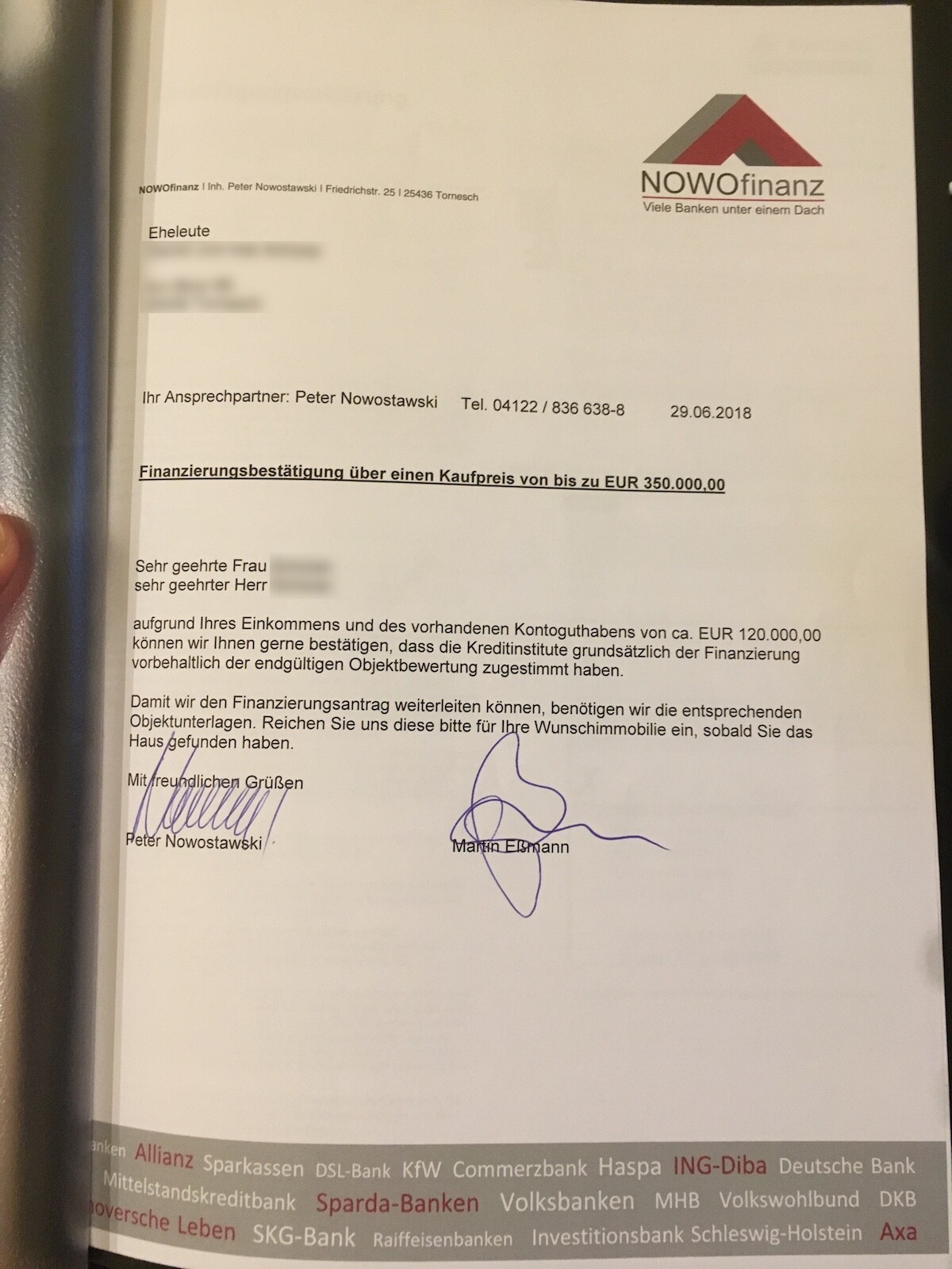 Offizielles NOWOfinanz-Briefdokument mit Logo, Text und Unterschriften