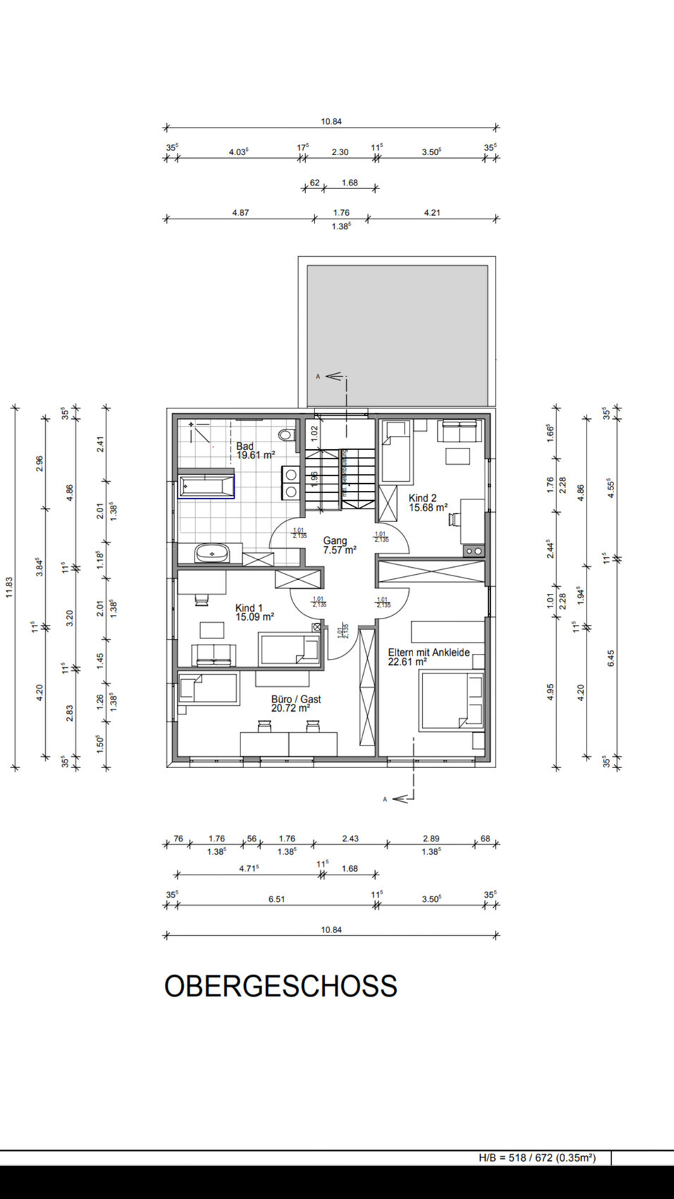 Grundriss Obergeschoss: Bad, Elternzimmer mit Ankleide, zwei Kinderzimmer, Büro/Gast, Flur, Treppen.