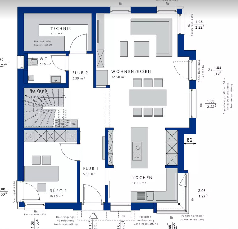 Grundriss eines Hauses: offener Wohn-/Essbereich, Küche, Büro, Technik, WC, Flure, Treppe.