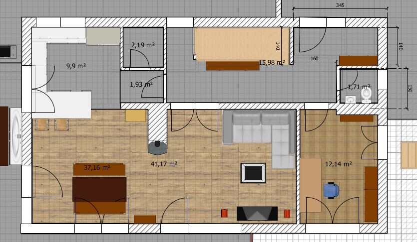 Grundriss eines Apartments: Wohnzimmer mit Sofa, Esstisch, Küche, Schlafzimmer, Bad, Flur.