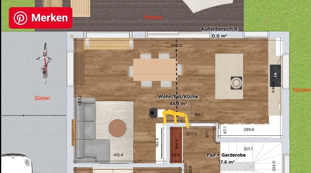 Grundriss eines offenen Wohn-/Ess-/Küchenbereichs mit Esstisch, Sofa und Kücheninsel sowie Flur.