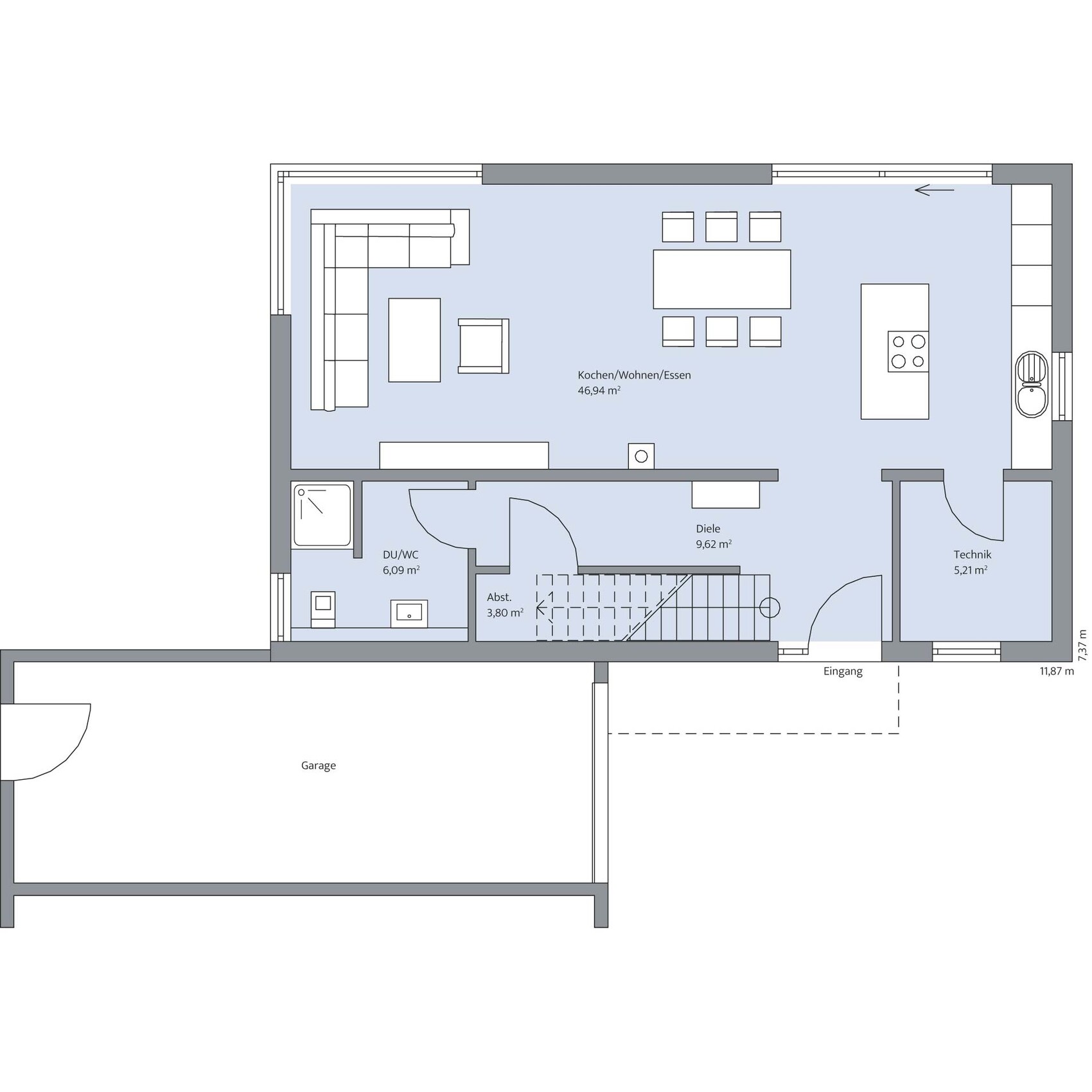 Offener Grundriss: Wohnküche mit Insel, Esstisch, Sofa, Flur, Bad, Technik, Abstellraum, Treppe