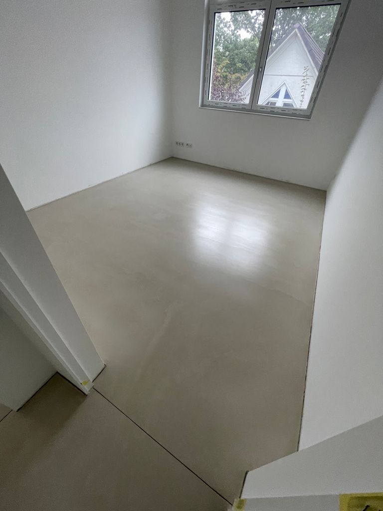 pandomo-nach-versiegelung-gelbstich-und-wellig-531842-1.jpeg