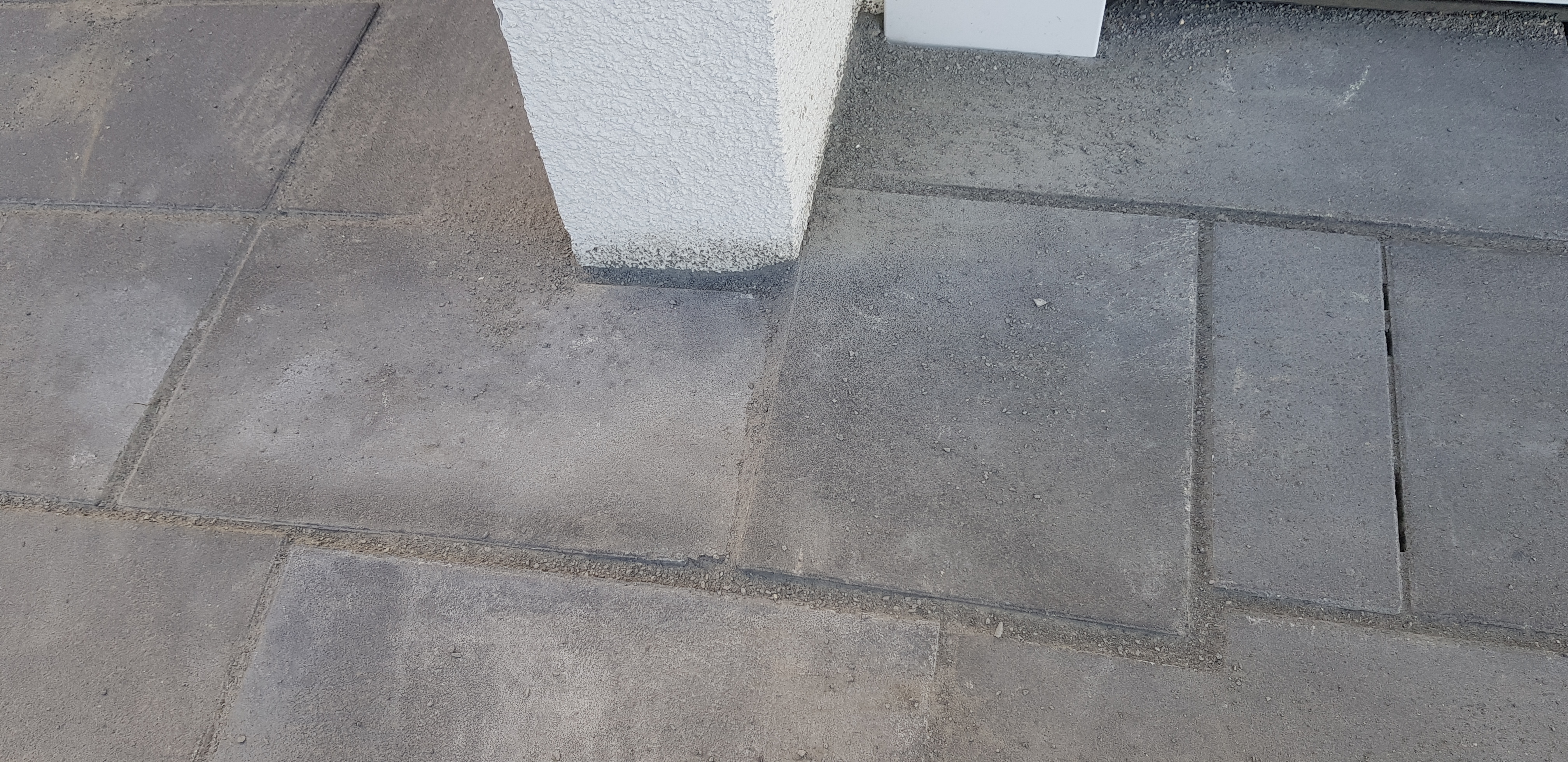 pflasterarbeiten-mangelhaft-436152-2.jpg