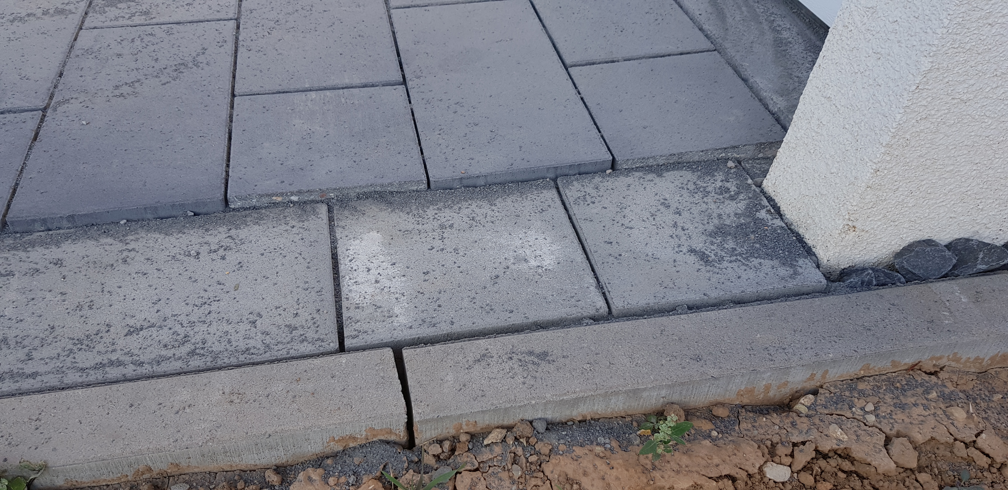 pflasterarbeiten-mangelhaft-436152-3.jpg