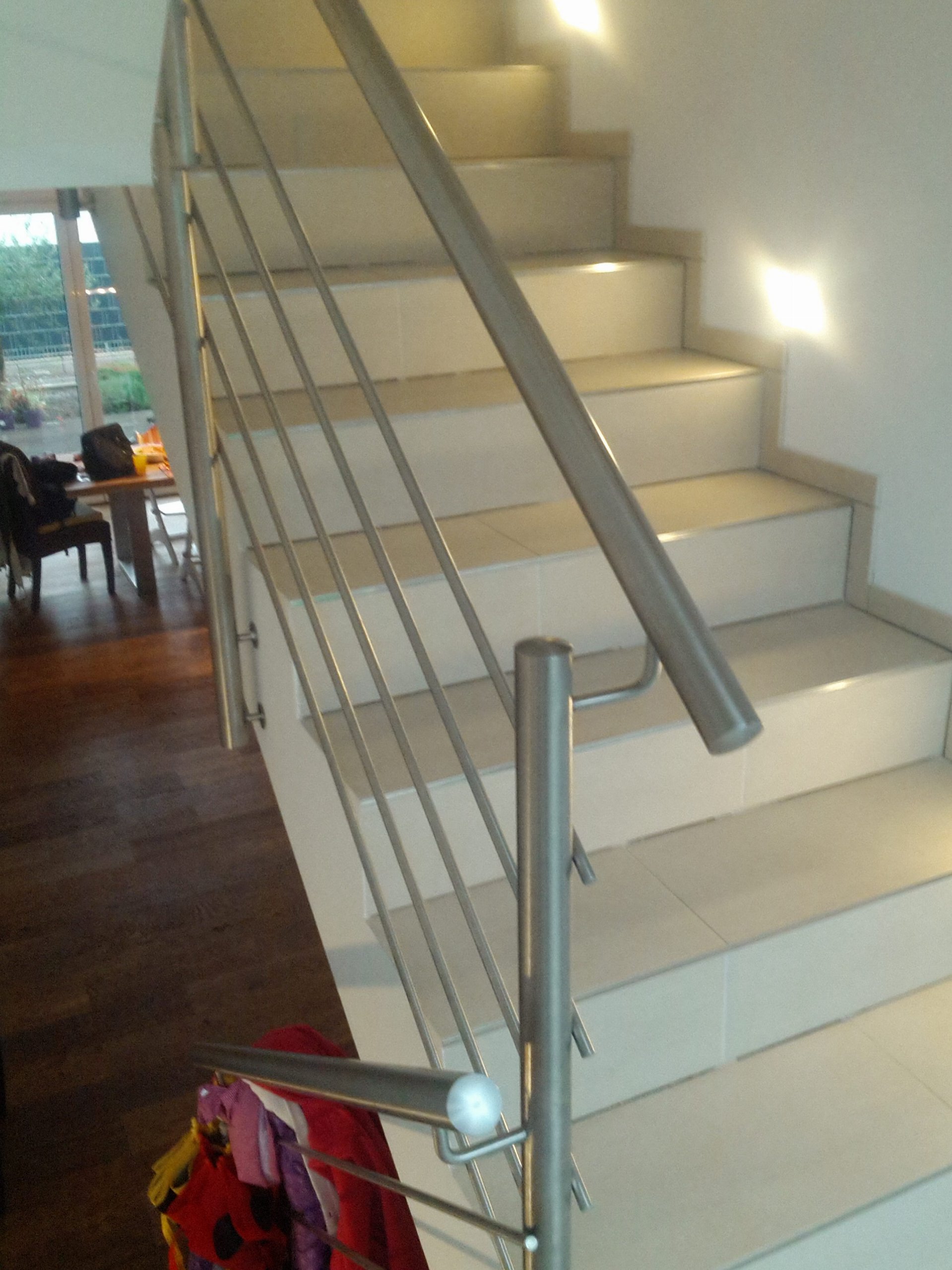 podesttreppe-aus-beton-104246-1.jpg