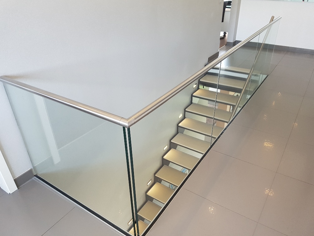 preis-fuer-ganzglasgelaender-229852-2.jpg
