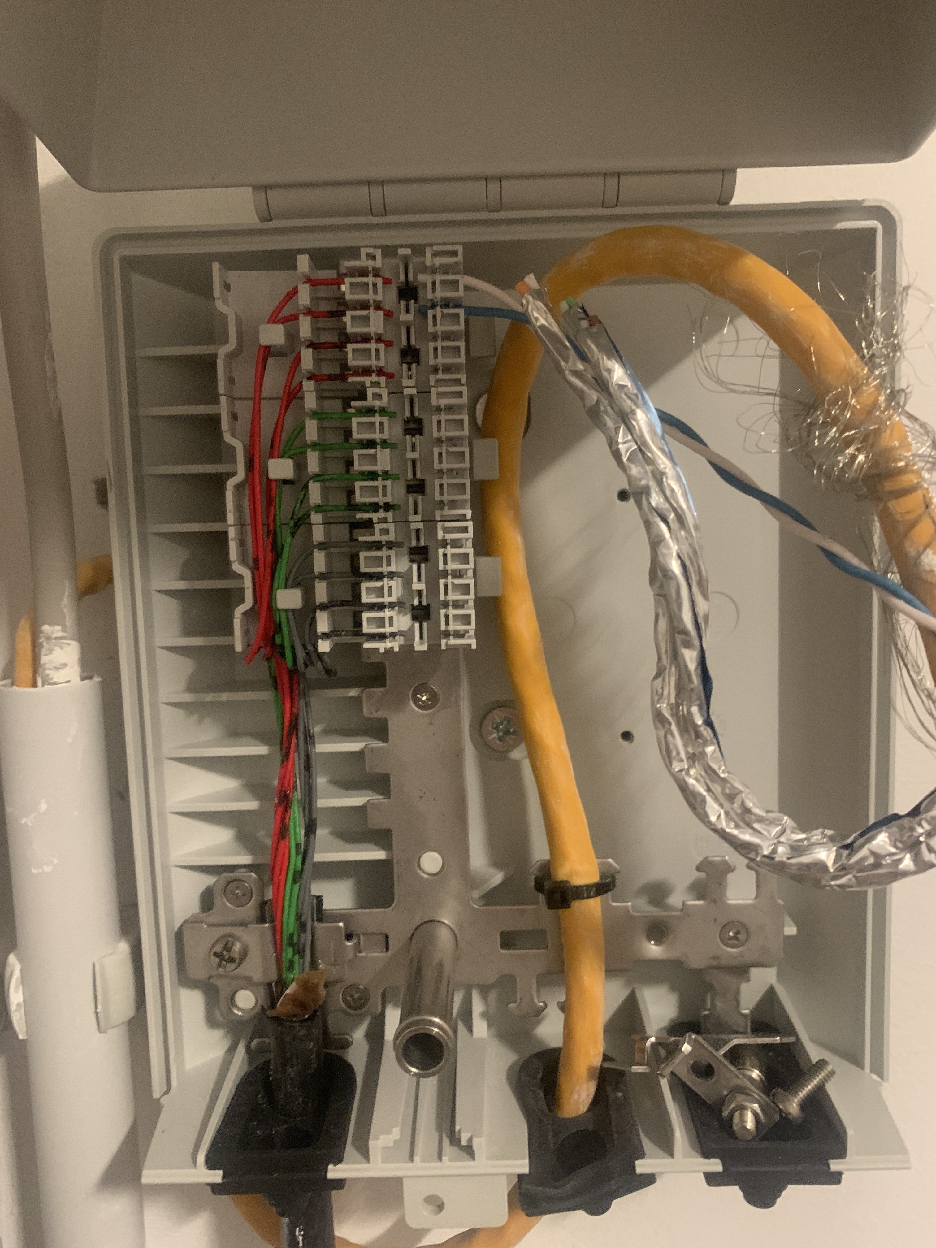 probleme-mit-der-telekom-querkabel-455899-1.jpeg