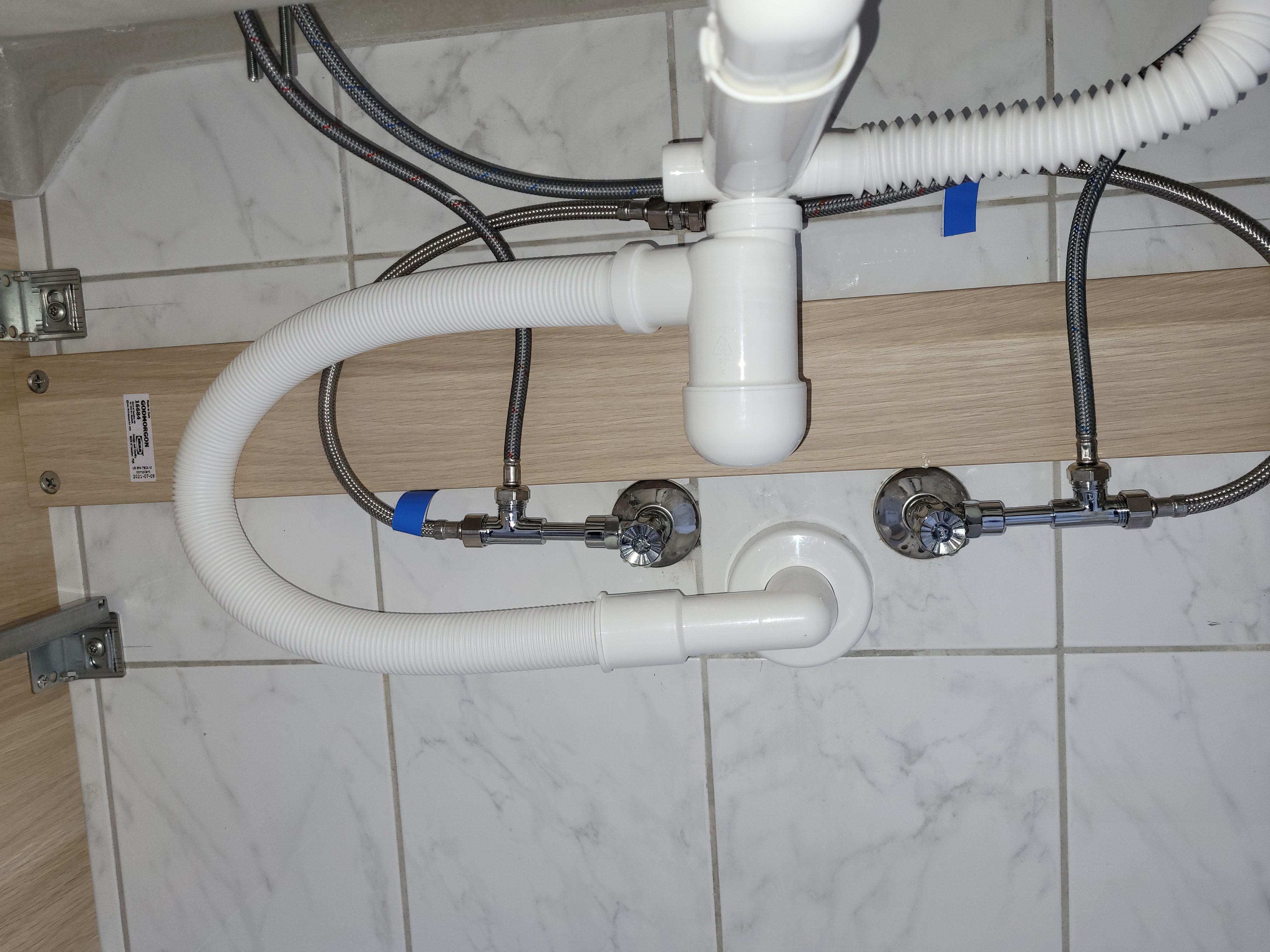 probleme-mit-ueberlauf-an-einem-ikea-waschtisch-568993-1.jpg