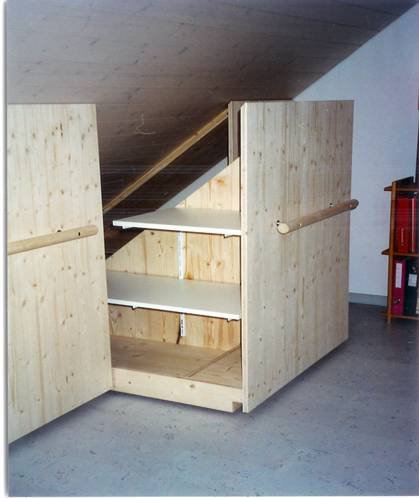 regal-fuer-dachboden-dachschraege-ohne-kniestock-606536-2.jpg
