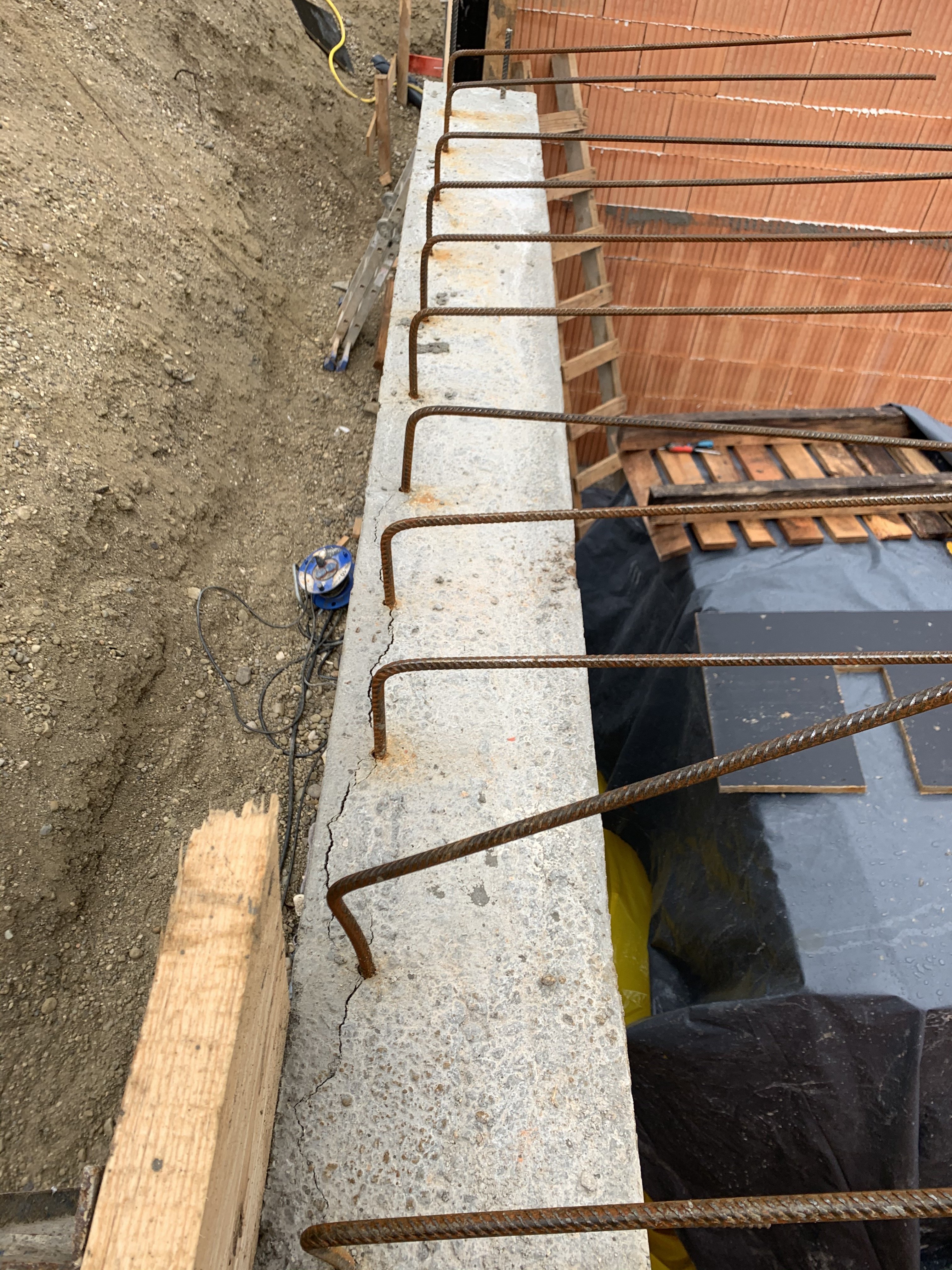 risse-in-keller-beton-aussenwand-festgestellt-wie-ist-vorgehen-456117-2.jpg