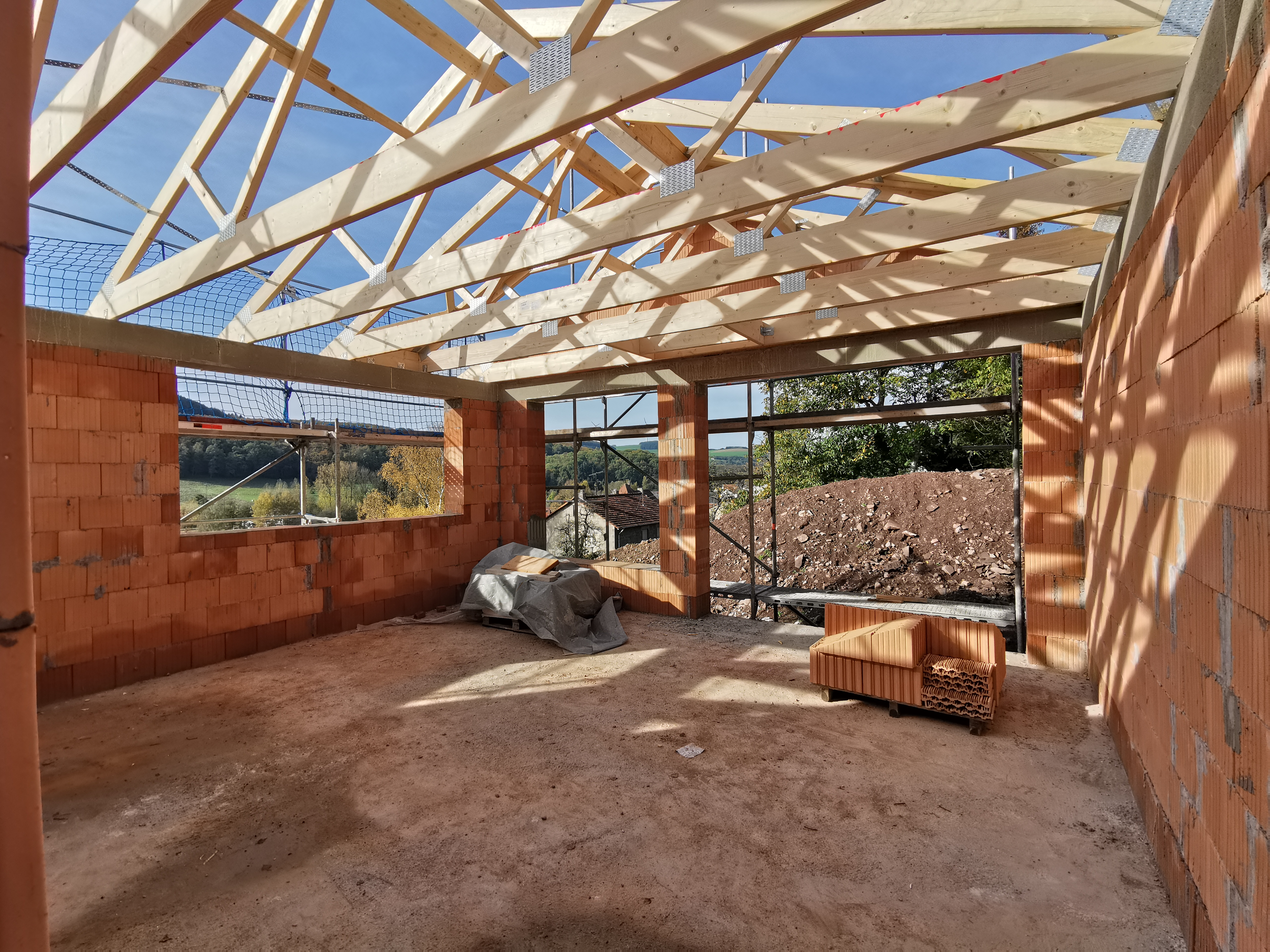 rohbau-dachstuhl-konstruktion-hausbau.jpg