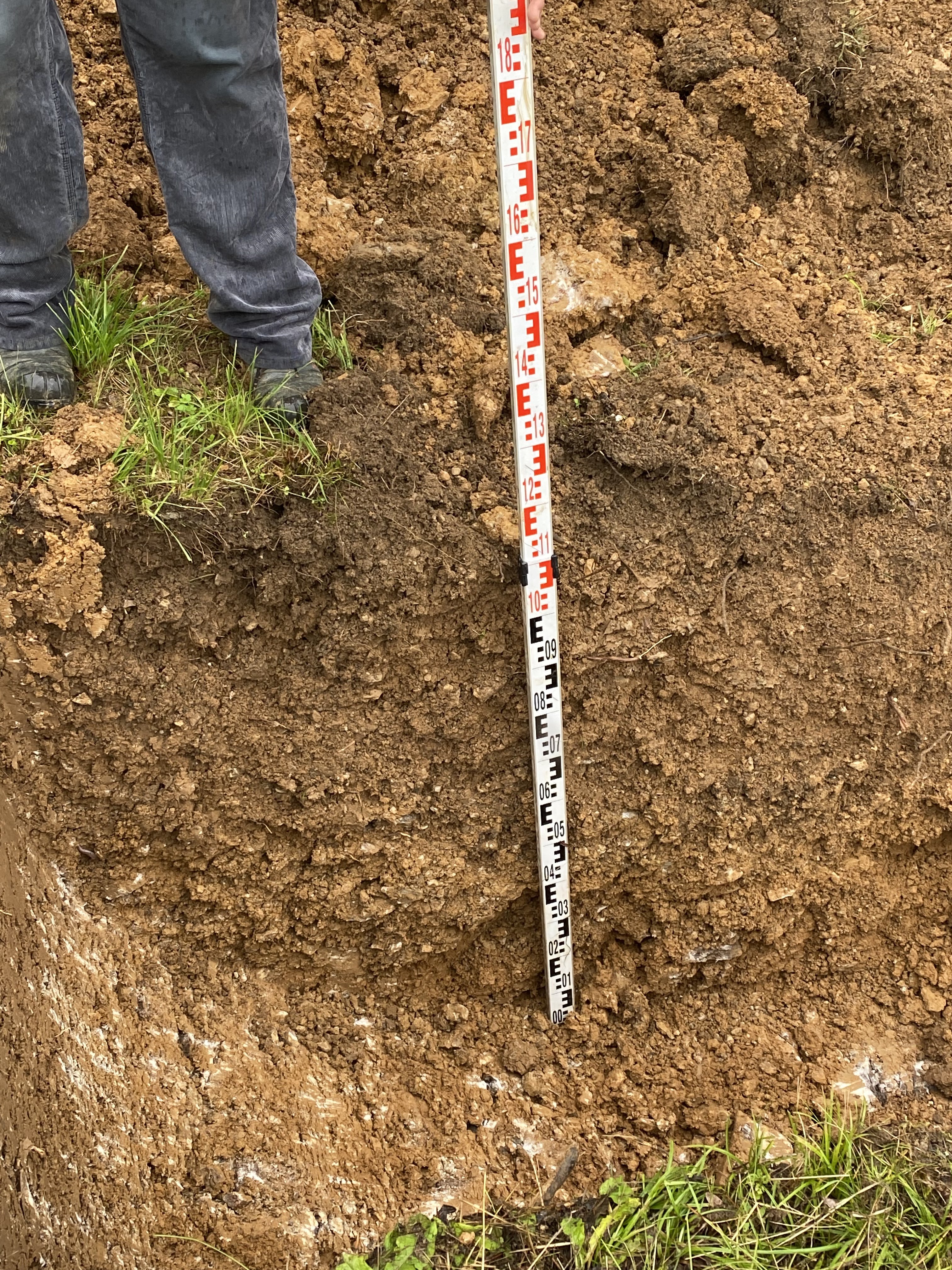 rohbau-fundament-aushubmessung.jpeg